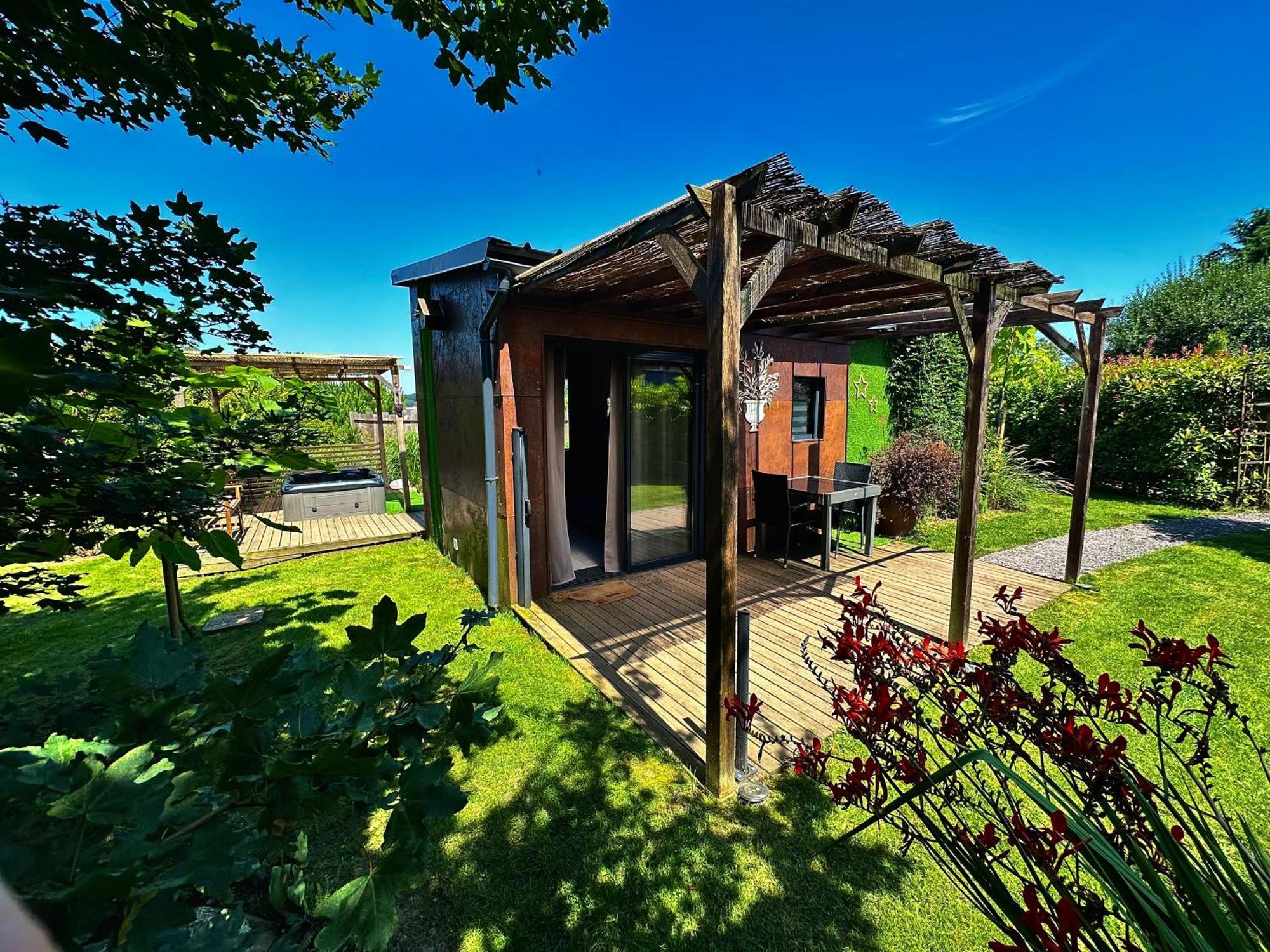 Domaine Des Graminees Hotell Jeanmenil Exteriör bild