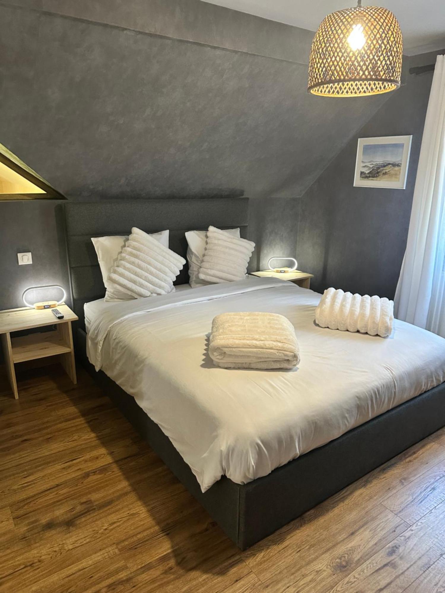 Domaine Des Graminees Hotell Jeanmenil Rum bild