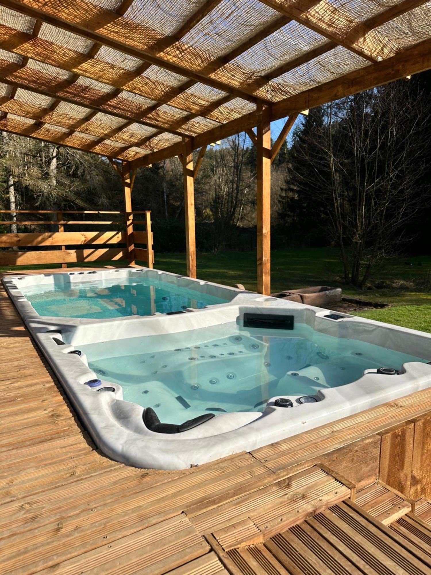 Domaine Des Graminees Hotell Jeanmenil Rum bild